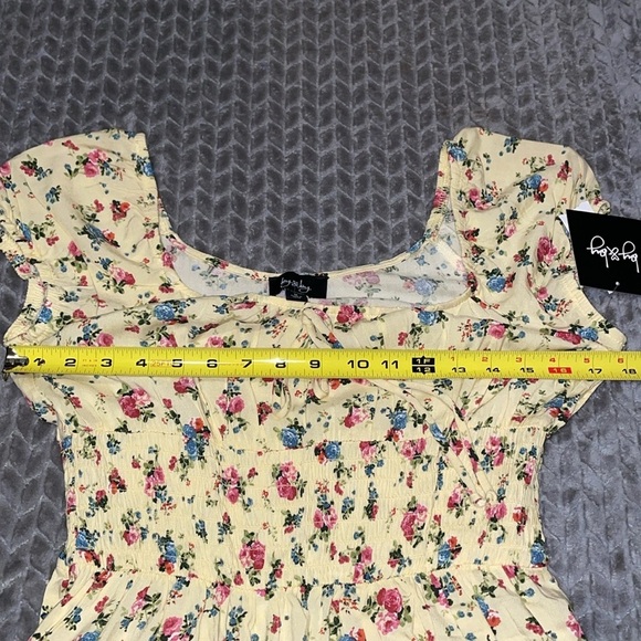 NWT By & By Size Medium 3 Tier Ruffle Short Sleeve Floral Print Dress. - Picture 11 of 12